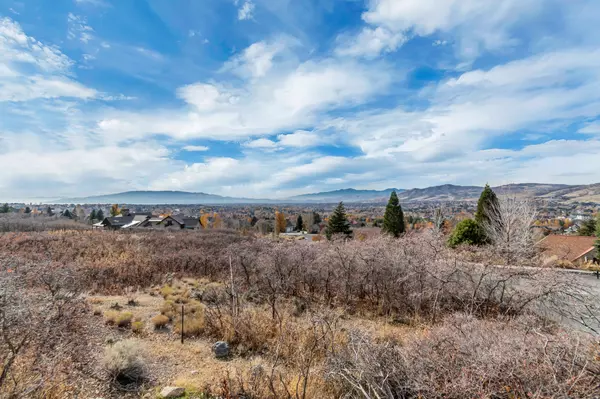 Alpine, UT 84004,1450 E GOLDEN EAGLE DR #10