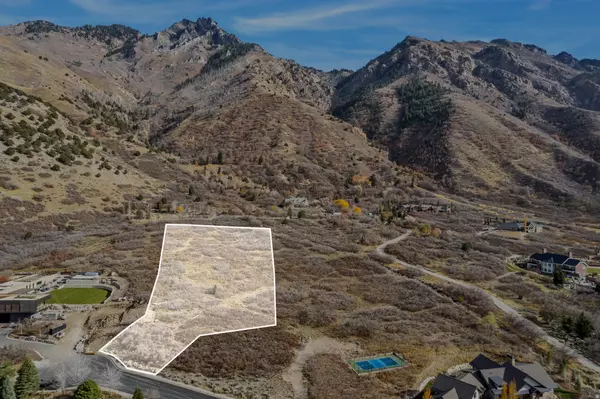 Alpine, UT 84004,1450 E GOLDEN EAGLE DR #10