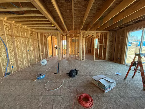 American Fork, UT 84003,1089 N 950 CIR E