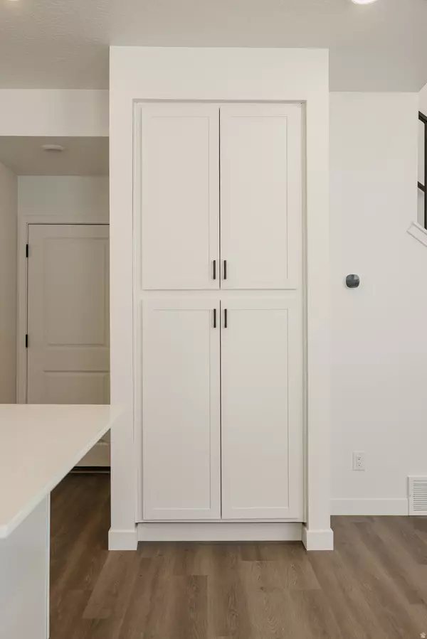 Eagle Mountain, UT 84005,3070 N SUMMER WOOD DR #811