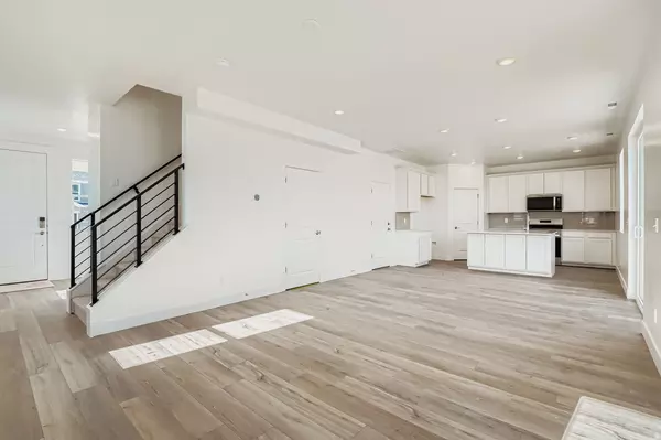 Lehi, UT 84043,1970 N 2090 W