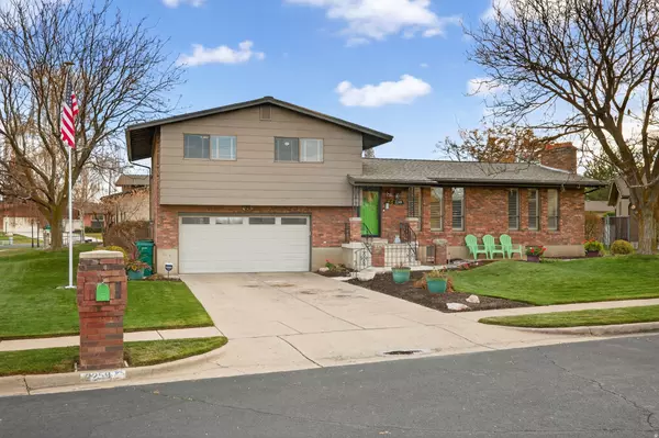 Roy, UT 84067,2259 W 4525 S