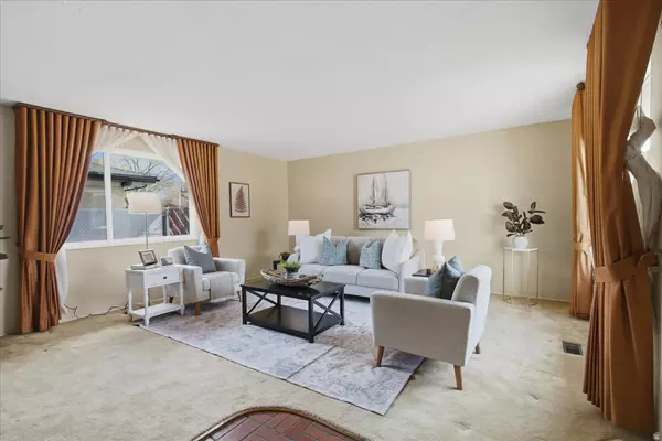 Holladay, UT 84117,1583 MEADOWMOOR RD