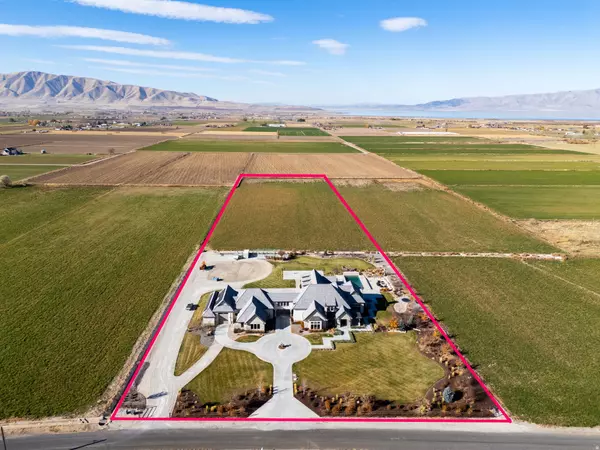 Spanish Fork, UT 84660,5272 S RIVER LN