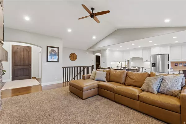 West Haven, UT 84401,3328 W 2100 S