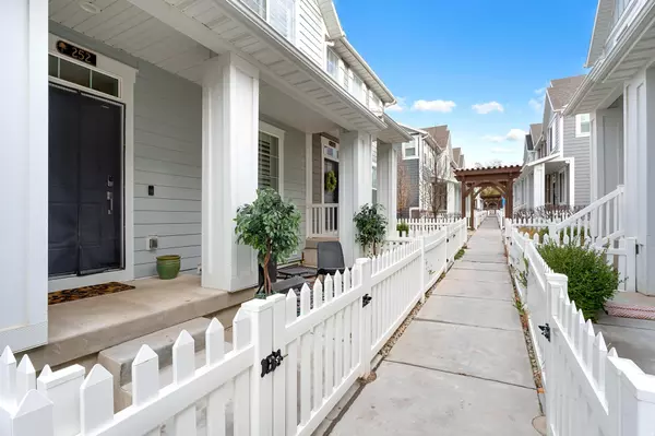 North Salt Lake, UT 84054,252 E KIRSTEN LN N