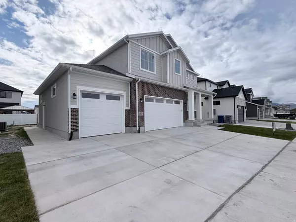 Vineyard, UT 84059,163 W HACKBERRY RD #6527