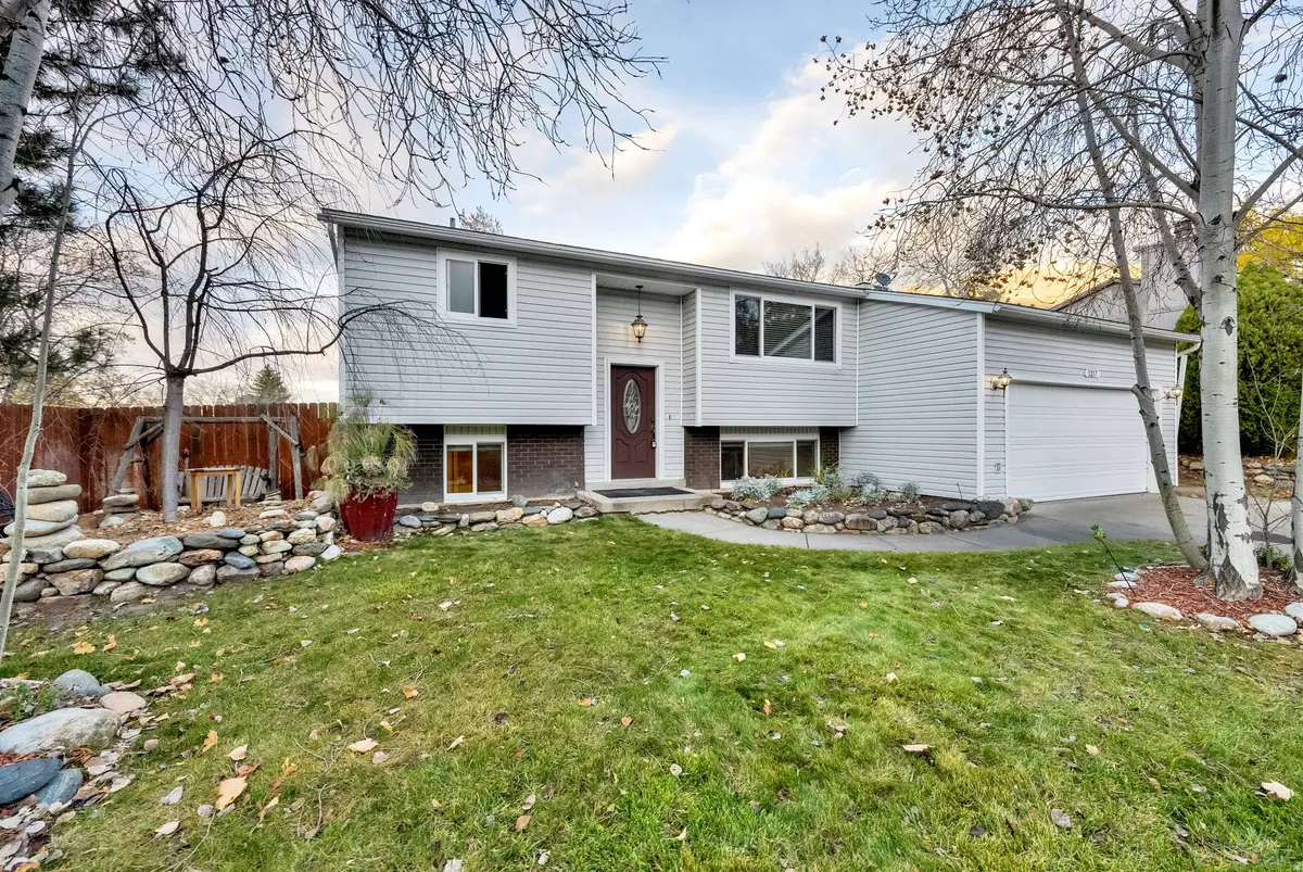 Cottonwood Heights, UT 84121,3217 E NUTREE DR