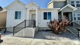 244 W CRESCENT LN #94, Tooele, UT 84074