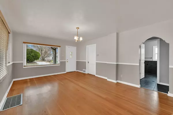 Ogden, UT 84401,2427 D AVE