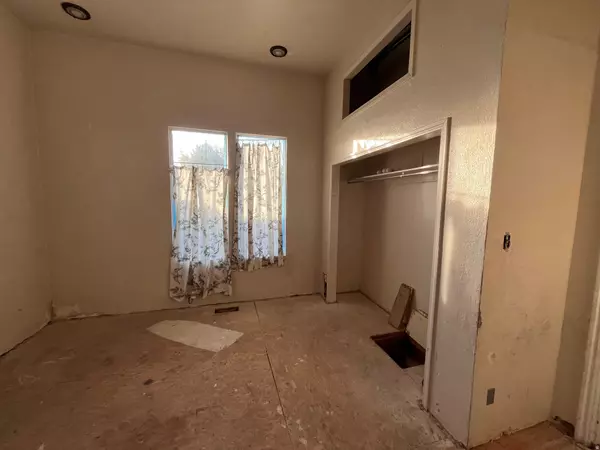 Provo, UT 84601,751 S 400 W