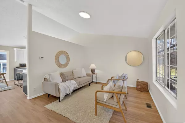 West Jordan, UT 84088,8983 S 3860 W