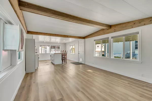 Clearfield, UT 84015,1239 W 400 N #63