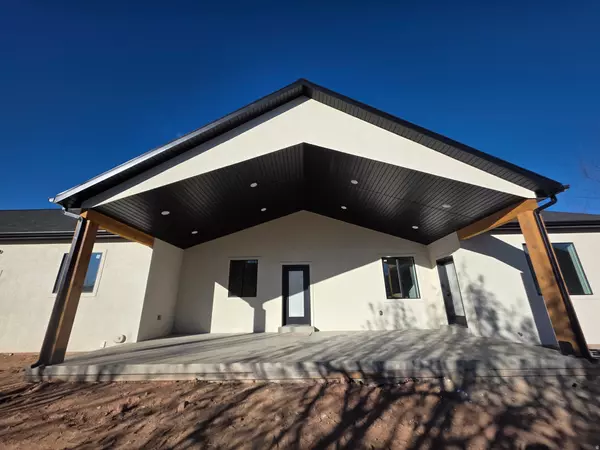 Roosevelt, UT 84066,1205 W GRAYHAWK LOOP