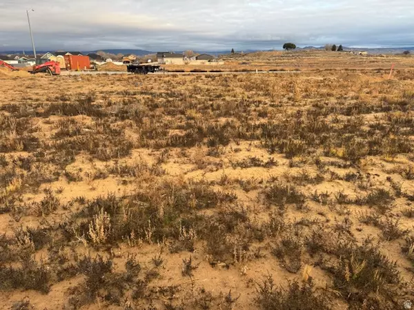 Vernal, UT 84078,128 E 2000 S #17