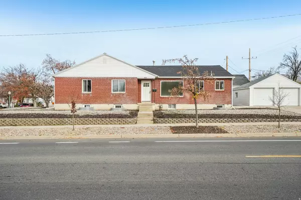 Salt Lake City, UT 84106,1597 E 2700 ST S