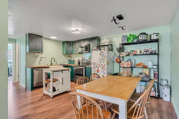 Salt Lake City, UT 84107,4003 S 300 E #19