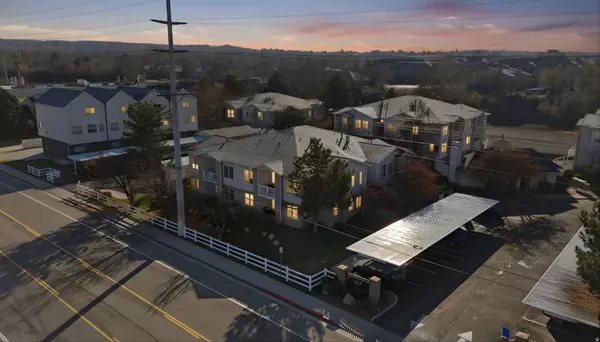 Murray, UT 84121,1180 E 6600 S #3