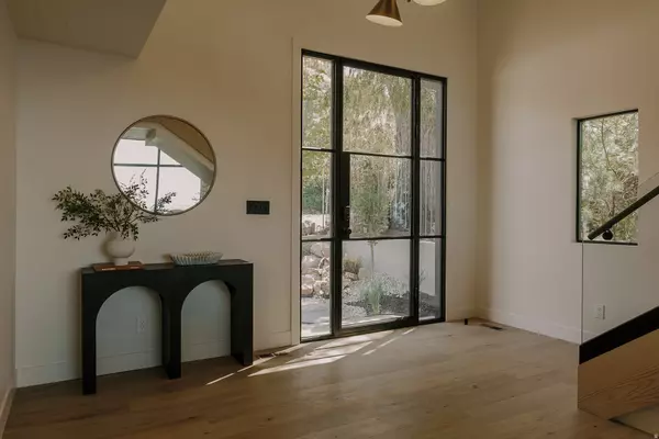 Salt Lake City, UT 84109,2244 S LAKELINE CIR