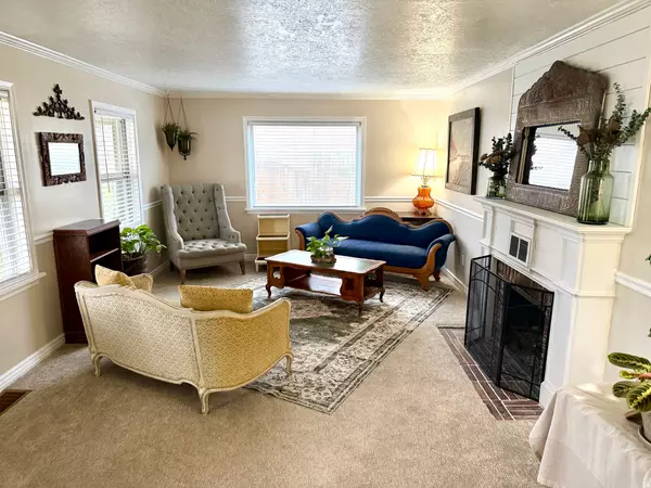 Grantsville, UT 84029,74 W MAIN ST