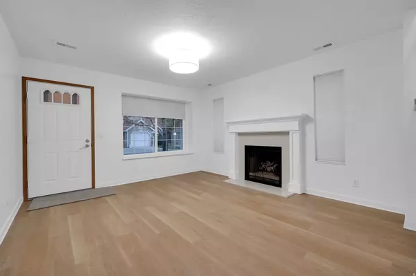 Holladay, UT 84117,5224 S SPRING GATE DR E