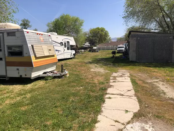 Salt Lake City, UT 84104,1067 S NAVAJO ST W