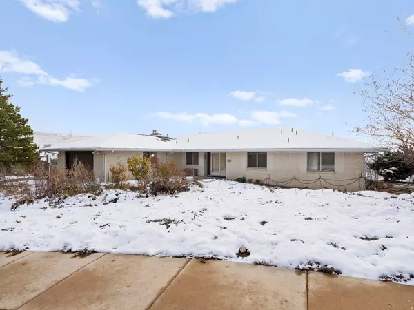 828 E EDGEHILL RD, Salt Lake City, UT 84103