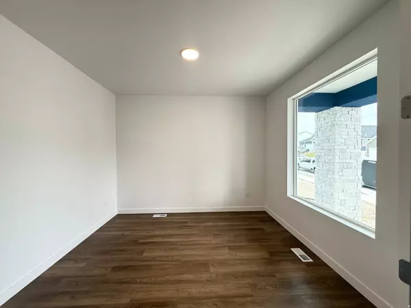 West Jordan, UT 84081,7664 S IRON CANYON LN W #340