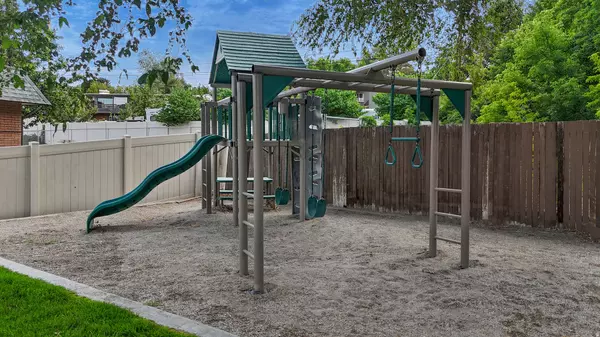 Holladay, UT 84124,4109 S HIGHLAND DR