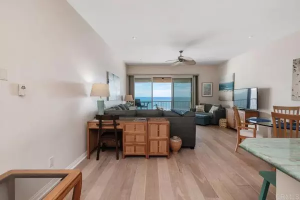 Solana Beach, CA 92075,857 Beachfront