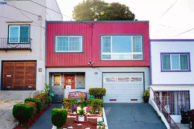 942 Brussels St, San Francisco, CA 94134