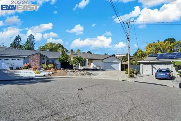 Castro Valley, CA 94546,17065 Sabina Ct