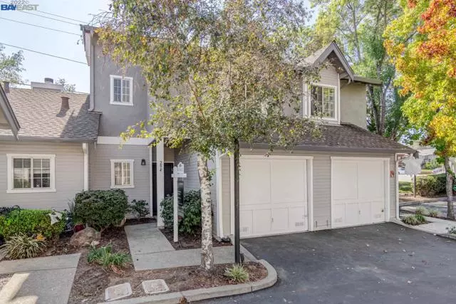 294 Birch Creek Dr, Pleasanton, CA 94566