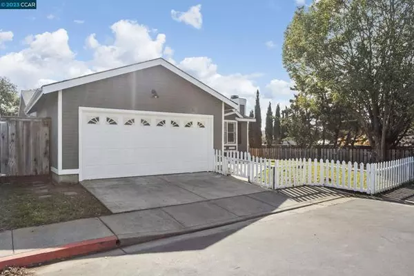 81 Deerpark Ln, American Canyon, CA 94503