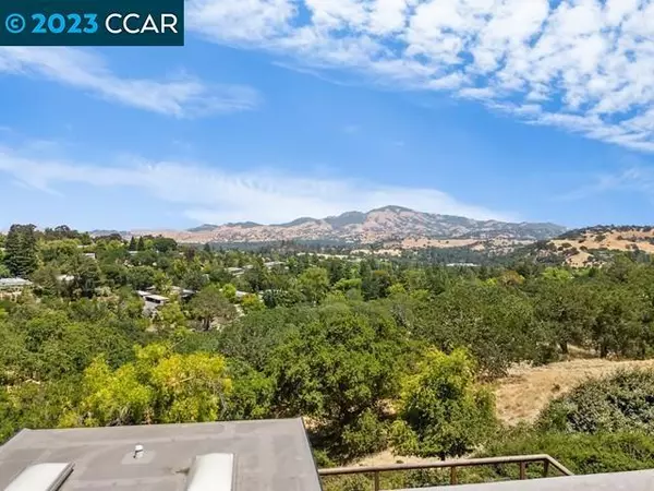 Walnut Creek, CA 94595,1657 Skycrest Dr