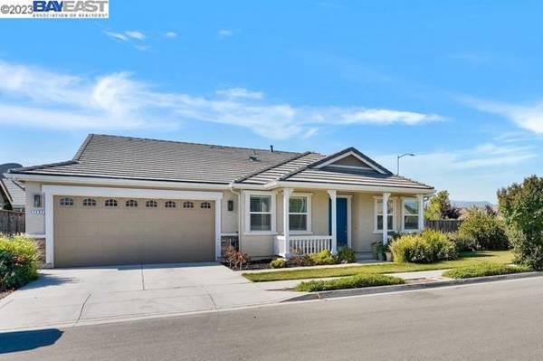 1293 Hamilton Dr, Hollister, CA 95023