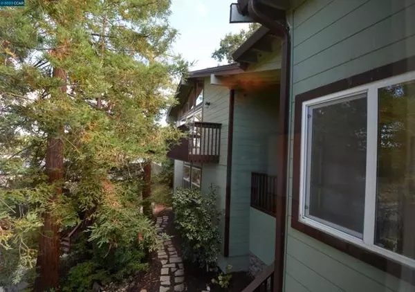Martinez, CA 94553,305 Lindsey Drive