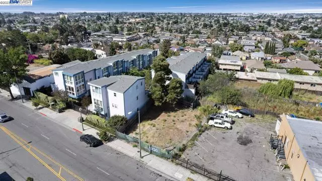 9439 Macarthur Blvd, Oakland, CA 94605