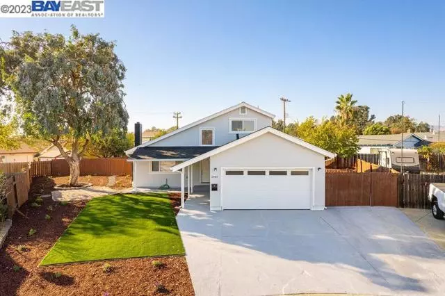 2043 Swan Ct, Fairfield, CA 94533