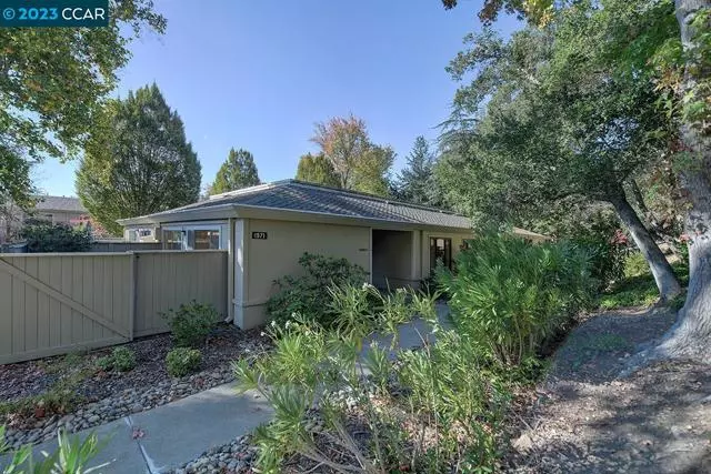 1971 Golden Rain Rd, Walnut Creek, CA 94595