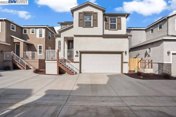 1711 Bella Lago Dr, Stockton, CA 95206