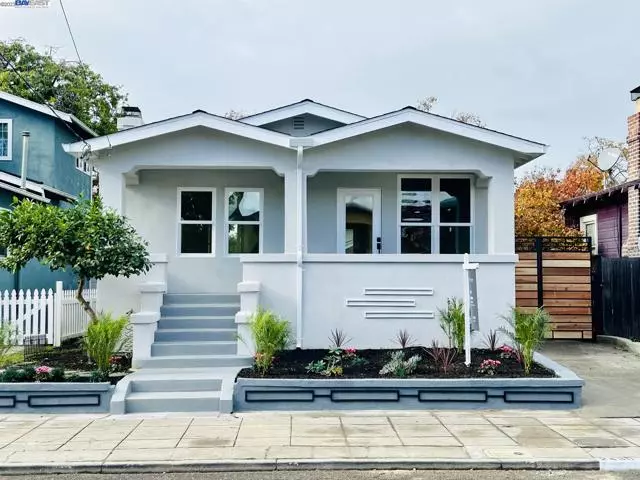 2430 Byron St, Berkeley, CA 94702