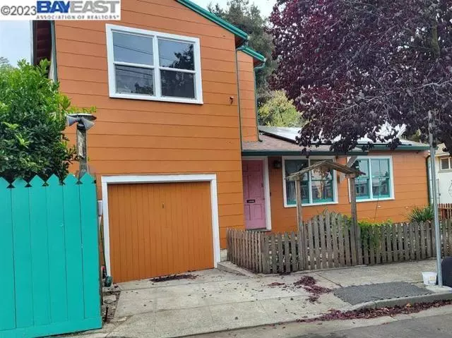 2712 Pine Ave, Richmond, CA 94806