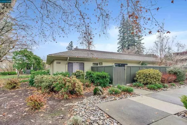 3073 Golden Rain Rd, Walnut Creek, CA 94595