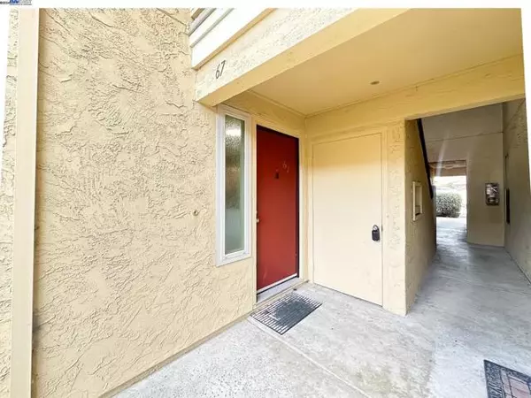 San Pablo, CA 94806,67 Las Moradas Cir