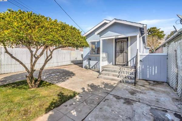 6222 Fenham Street, Oakland, CA 94621