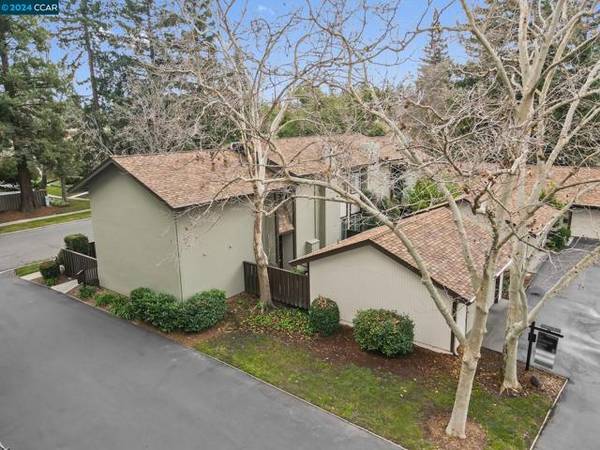 1712 Countrywood Ct, Walnut Creek, CA 94598