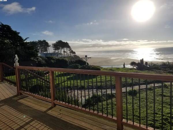 32774 Ocean Meadows Drive, Fort Bragg, CA 95437