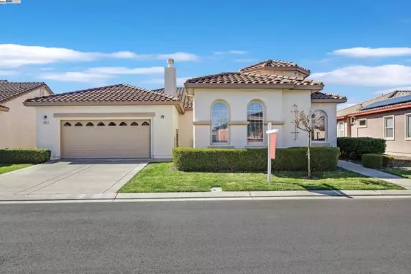 275 Magnolia Dr,  Rio Vista,  CA 94571