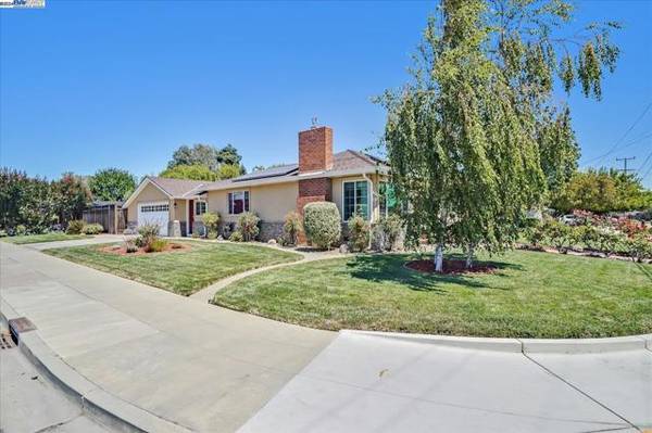 4797 Northdale Dr, Fremont, CA 94536